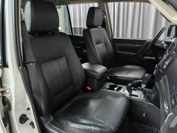 Mitsubishi Pajero IV Рестайлинг 1 с пробегом 2014 года, цена 2 299 000 рублей, 283000 км, внедорожник, Автокод Объявления