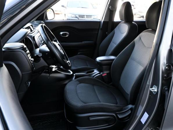 Kia Soul II Рестайлинг с пробегом 2018 года, цена 1 185 000 рублей, 214949 км, хэтчбек, Автокод Объявления