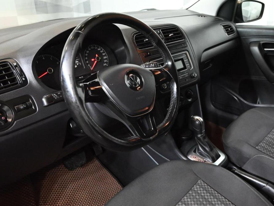 Volkswagen Polo V Рестайлинг Екатеринбург  - изображение 16