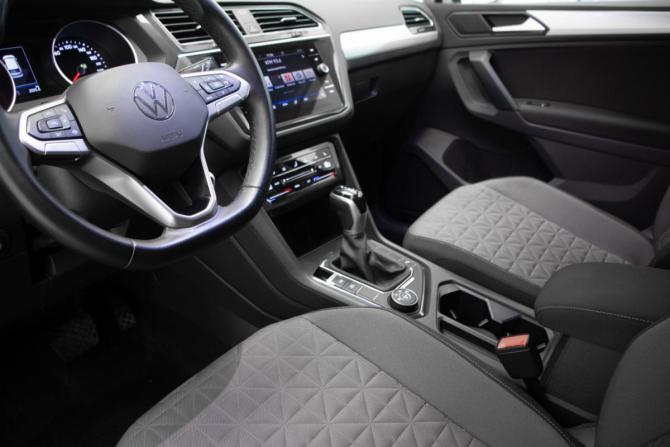 Volkswagen Tiguan II Рестайлинг с пробегом 2021 года, цена 3 750 000 рублей, 38434 км, внедорожник, Автокод Объявления