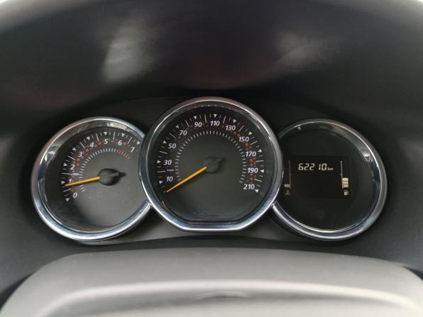 Renault Sandero II Рестайлинг с пробегом 2020 года, цена 1 260 000 рублей, 62205 км, хэтчбек, Автокод Объявления