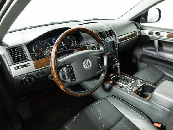 Volkswagen Touareg I Рестайлинг с пробегом 2008 года, цена 1 249 777 рублей, 240000 км, внедорожник, Автокод Объявления