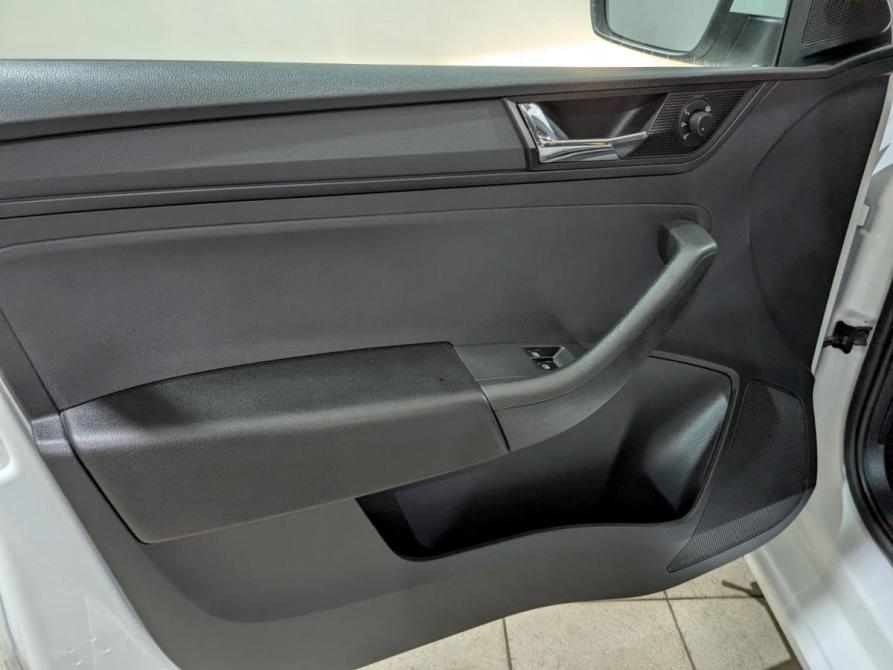 Skoda Rapid I Рестайлинг Химки  - изображение 19