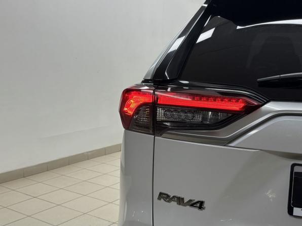 Toyota RAV4 V (XA50) с пробегом 2021 года, цена 3 510 000 рублей, 92987 км, внедорожник, Автокод Объявления