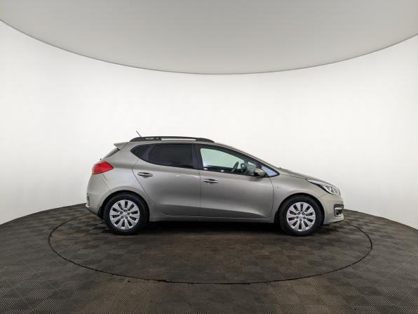 Kia Ceed II Рестайлинг с пробегом 2016 года, цена 1 550 000 рублей, 76045 км, хэтчбек, Автокод Объявления