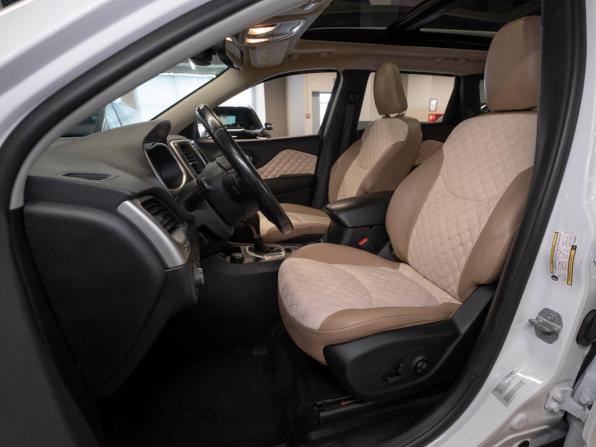 Jeep Cherokee V (KL) с пробегом 2014 года, цена 1 480 000 рублей, 178393 км, внедорожник, Автокод Объявления