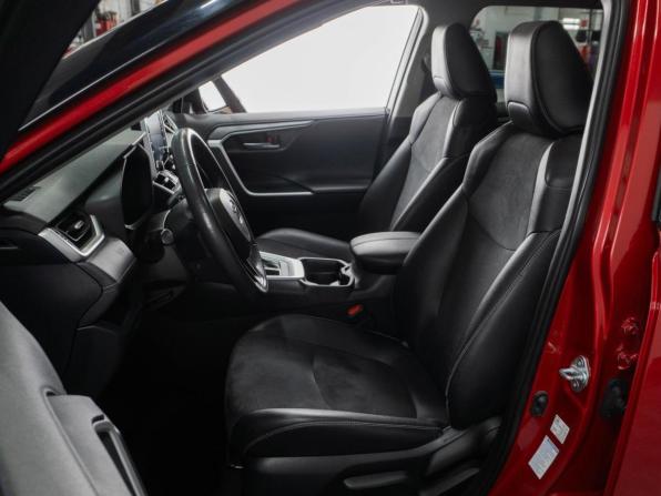 Toyota RAV4 V (XA50) с пробегом 2021 года, цена 3 499 000 рублей, 79475 км, внедорожник, Автокод Объявления