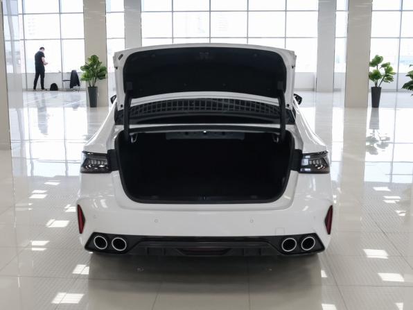 Chery Arrizo 8 с пробегом 2023 года, цена 2 100 000 рублей, 27291 км, седан, Автокод Объявления