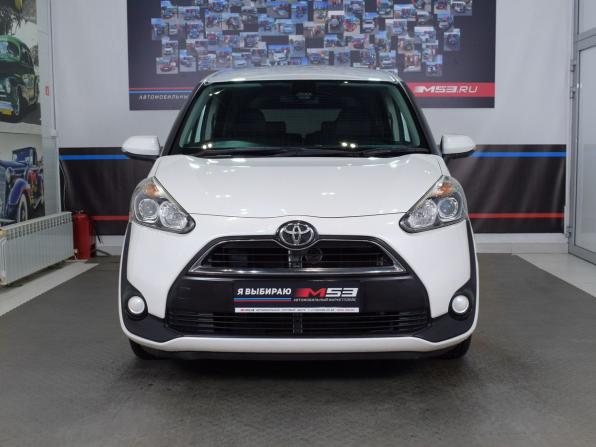 Toyota Sienta II с пробегом 2017 года, цена 1 399 995 рублей, 115661 км, компактвэн, Автокод Объявления