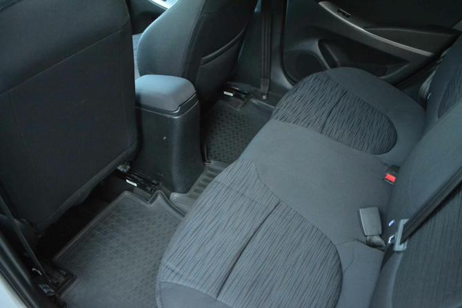 Hyundai Solaris I Рестайлинг с пробегом 2014 года, цена 990 000 рублей, 139750 км, хэтчбек, Автокод Объявления