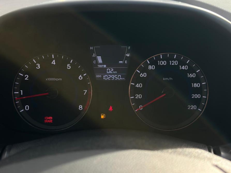 Hyundai Solaris I Великий Новгород  - изображение 13