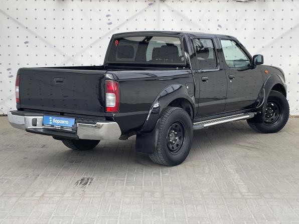 Nissan NP300 с пробегом 2013 года, цена 1 450 000 рублей, 99171 км, offers.body_type.unknown, Автокод Объявления