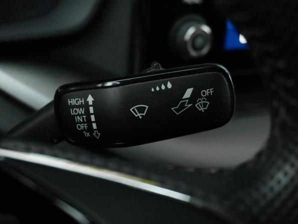 Skoda Octavia IV (A8) с пробегом 2021 года, цена 2 099 000 рублей, 76129 км, лифтбек, Автокод Объявления