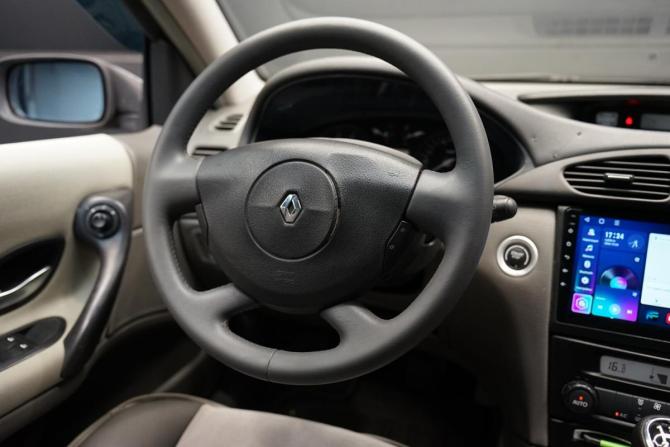 Renault Laguna II с пробегом 2002 года, цена 389 000 рублей, 278005 км, лифтбек, Автокод Объявления
