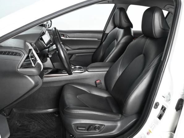 Toyota Camry VIII (XV70) с пробегом 2018 года, цена 2 399 000 рублей, 83188 км, седан, Автокод Объявления