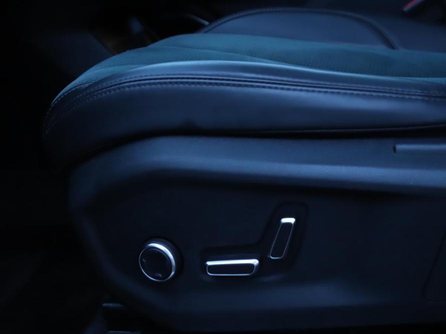 Geely Monjaro I Москва  - изображение 19