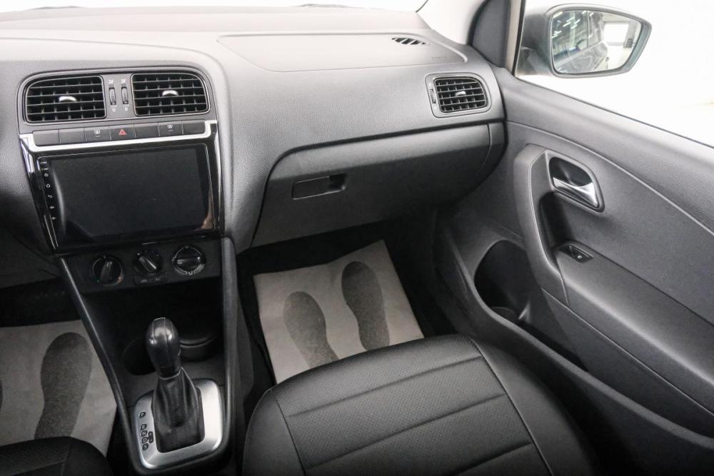 Volkswagen Polo V Рестайлинг Красноярск  - изображение 12