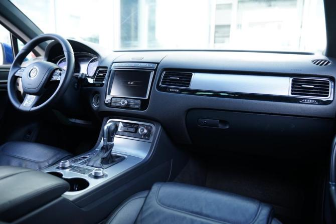 Volkswagen Touareg II Рестайлинг с пробегом 2016 года, цена 3 560 000 рублей, 174000 км, внедорожник, Автокод Объявления