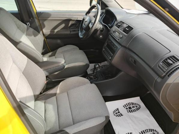 Skoda Fabia II Рестайлинг с пробегом 2012 года, цена 719 700 рублей, 104387 км, хэтчбек, Автокод Объявления