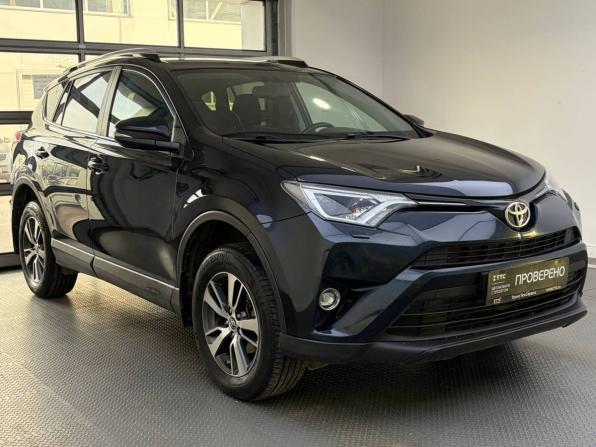 Toyota RAV4 IV (XA40) Рестайлинг с пробегом 2017 года, цена 2 450 000 рублей, 175073 км, внедорожник, Автокод Объявления