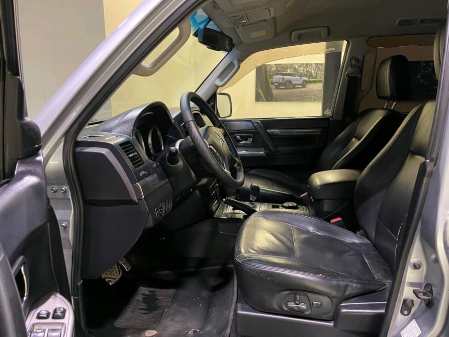 Mitsubishi Pajero IV Рестайлинг 1 Новосибирск  - изображение 13