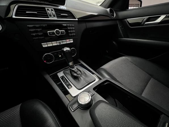 Mercedes-Benz C-Класс III (W204) Рестайлинг с пробегом 2012 года, цена 1 360 000 рублей, 212864 км, седан, Автокод Объявления