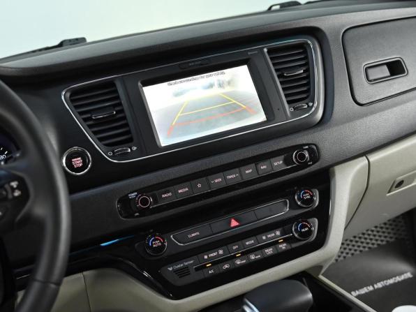 Kia Carnival III с пробегом 2018 года, цена 2 349 000 рублей, 109000 км, минивэн, Автокод Объявления