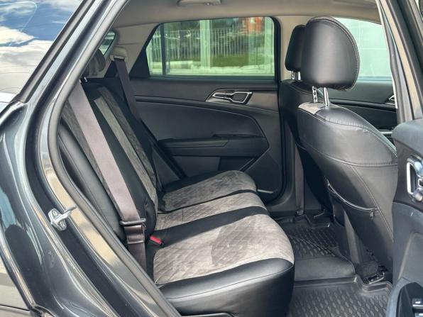 Kia Sportage V с пробегом 2022 года, цена 3 330 000 рублей, 56850 км, внедорожник, Автокод Объявления