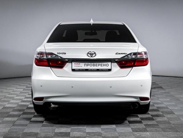 Toyota Camry VII (XV50) Рестайлинг с пробегом 2015 года, цена 1 715 000 рублей, 238086 км, седан, Автокод Объявления