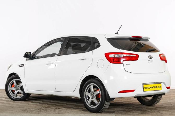 Kia Rio III с пробегом 2014 года, цена 959 000 рублей, 106700 км, хэтчбек, Автокод Объявления