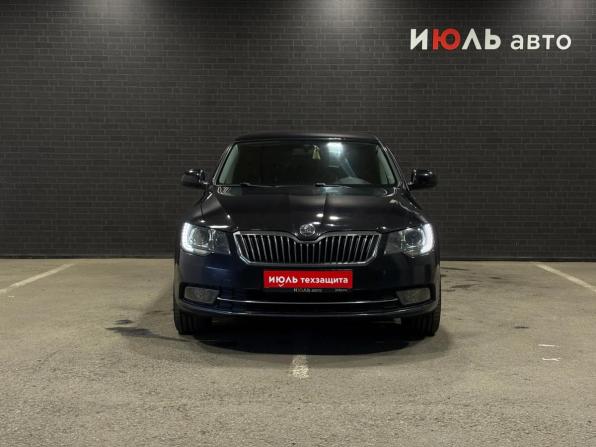 Skoda Superb II Рестайлинг с пробегом 2013 года, цена 1 240 000 рублей, 221448 км, лифтбек, Автокод Объявления