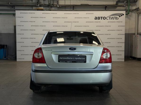 Ford Focus II с пробегом 2005 года, цена 379 000 рублей, 260000 км, седан, Автокод Объявления