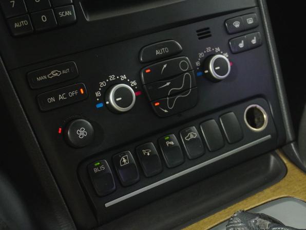 Volvo XC90 I Рестайлинг с пробегом 2008 года, цена 1 098 000 рублей, 264483 км, внедорожник, Автокод Объявления