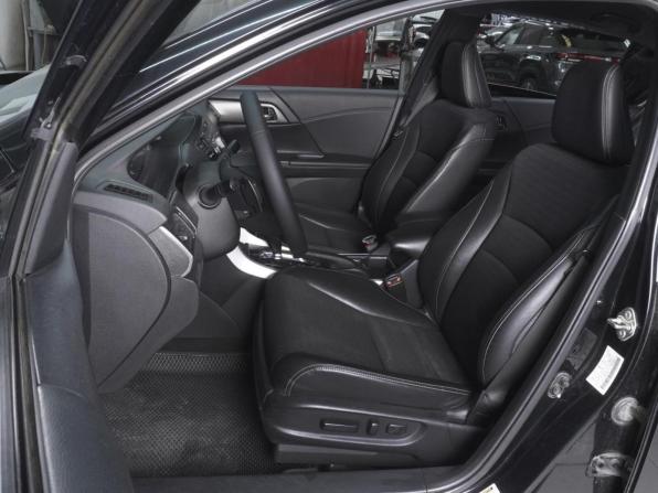 Honda Accord IX Рестайлинг с пробегом 2017 года, цена 2 039 000 рублей, 229526 км, седан, Автокод Объявления