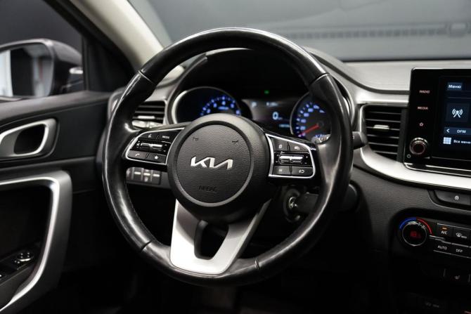 Kia Ceed III Рестайлинг с пробегом 2021 года, цена 1 990 000 рублей, 138000 км, универсал, Автокод Объявления