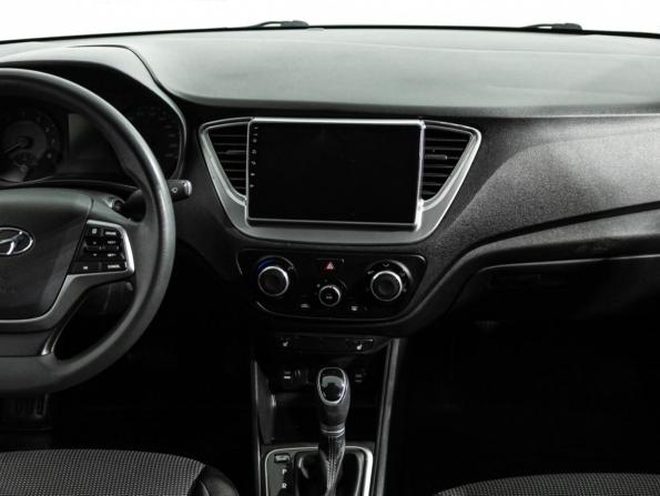 Hyundai Solaris II Рестайлинг с пробегом 2021 года, цена 1 529 777 рублей, 92949 км, седан, Автокод Объявления