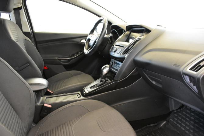 Ford Focus III Рестайлинг с пробегом 2016 года, цена 1 190 000 рублей, 156482 км, хэтчбек, Автокод Объявления