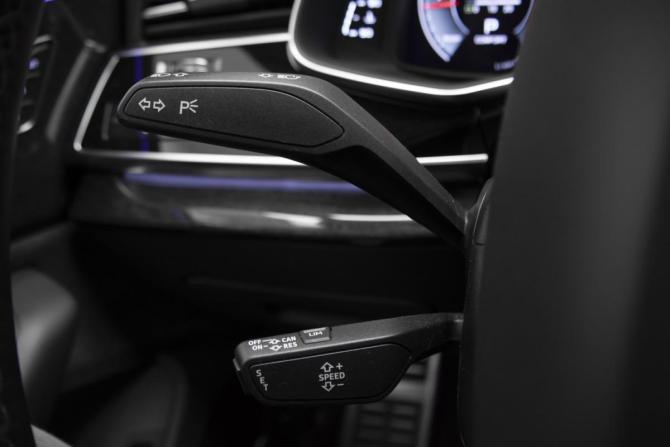 Audi Q8 I (4M) с пробегом 2021 года, цена 7 400 000 рублей, 71640 км, внедорожник, Автокод Объявления