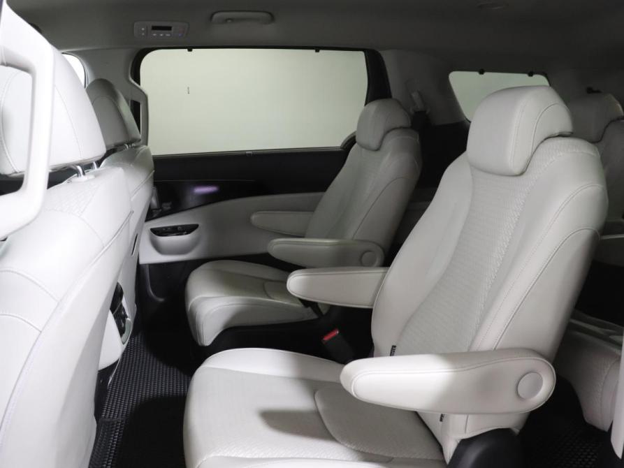 Kia Carnival IV Москва  - изображение 10