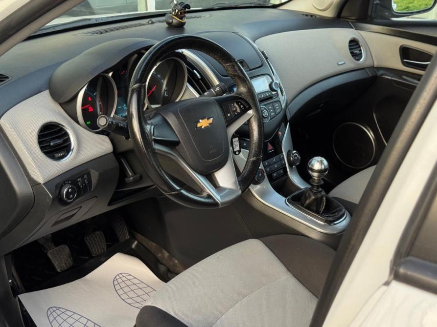 Chevrolet Cruze I Рестайлинг Ульяновск  - изображение 8