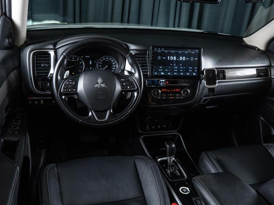 Mitsubishi Outlander III Рестайлинг 3 Волгоград  - изображение 6