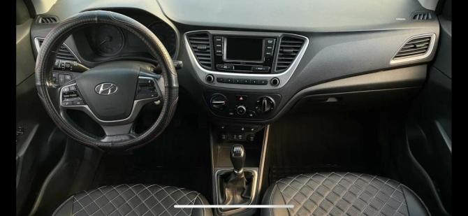Hyundai Solaris II с пробегом 2017 года, цена 950 000 рублей, 134208 км, седан, Автокод Объявления
