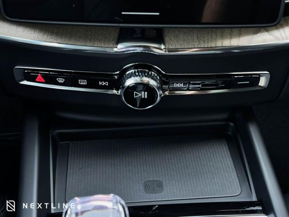 Новый Volvo XC60 II Рестайлинг 2 2026 года, цена 10 490 000 рублей, внедорожник, Автокод Объявления