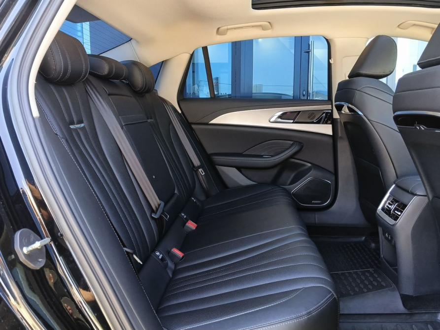 Hongqi H5 II Москва  - изображение 26