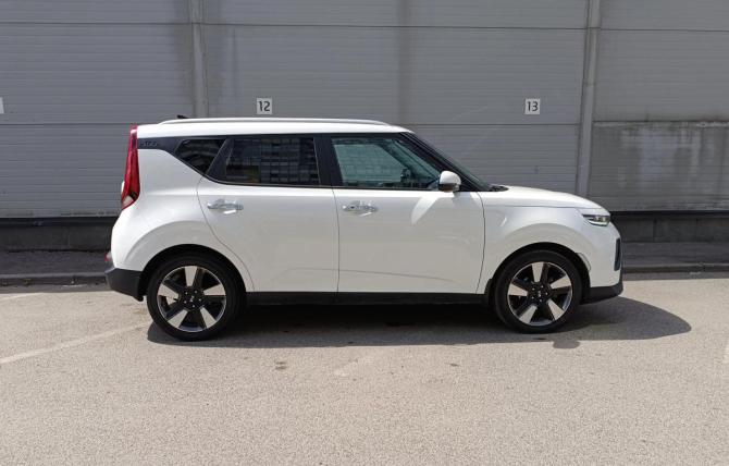Kia Soul III с пробегом 2021 года, цена 2 029 000 рублей, 40779 км, хэтчбек, Автокод Объявления