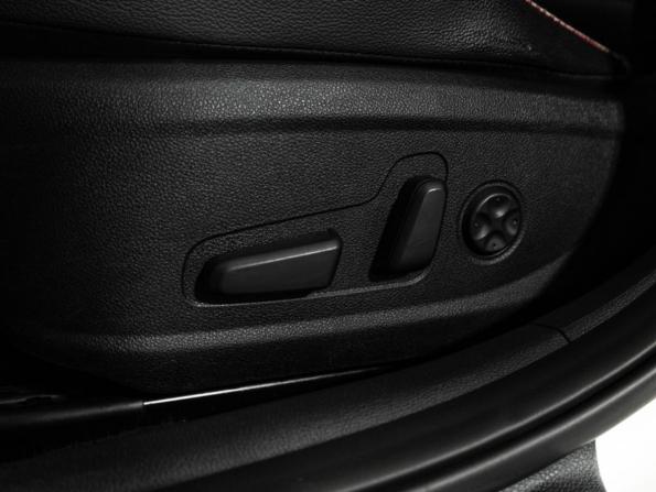 Kia Optima IV Рестайлинг с пробегом 2018 года, цена 2 199 700 рублей, 102395 км, седан, Автокод Объявления