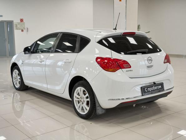 Opel Astra J Рестайлинг с пробегом 2013 года, цена 970 000 рублей, 81247 км, хэтчбек, Автокод Объявления