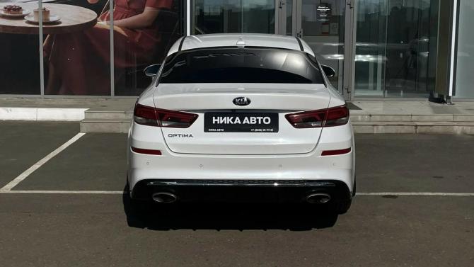 Kia Optima IV Рестайлинг с пробегом 2018 года, цена 1 975 000 рублей, 124716 км, седан, Автокод Объявления