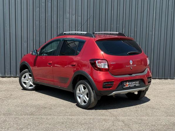 Renault Sandero II с пробегом 2018 года, цена 910 000 рублей, 129100 км, хэтчбек, Автокод Объявления