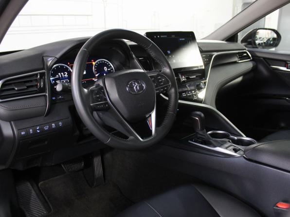 Toyota Camry VIII (XV70) Рестайлинг с пробегом 2023 года, цена 3 550 000 рублей, 71046 км, седан, Автокод Объявления